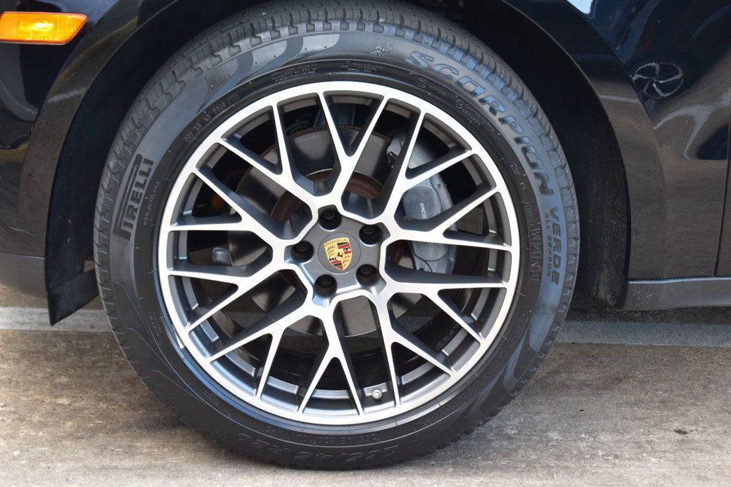 2018 Porsche Macan  - 23084684 - 10