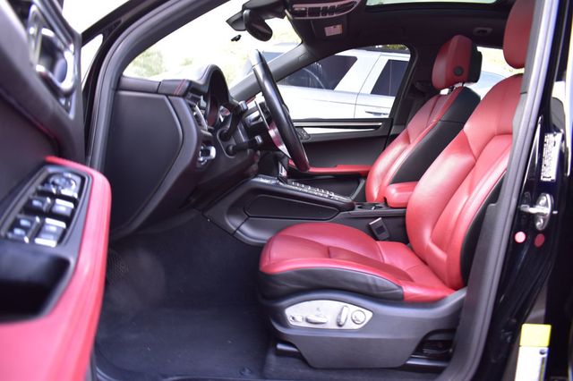 2018 Porsche Macan  - 23084684 - 11