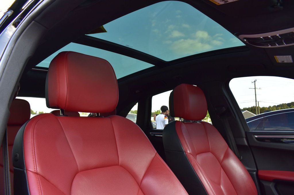 2018 Porsche Macan  - 23084684 - 15