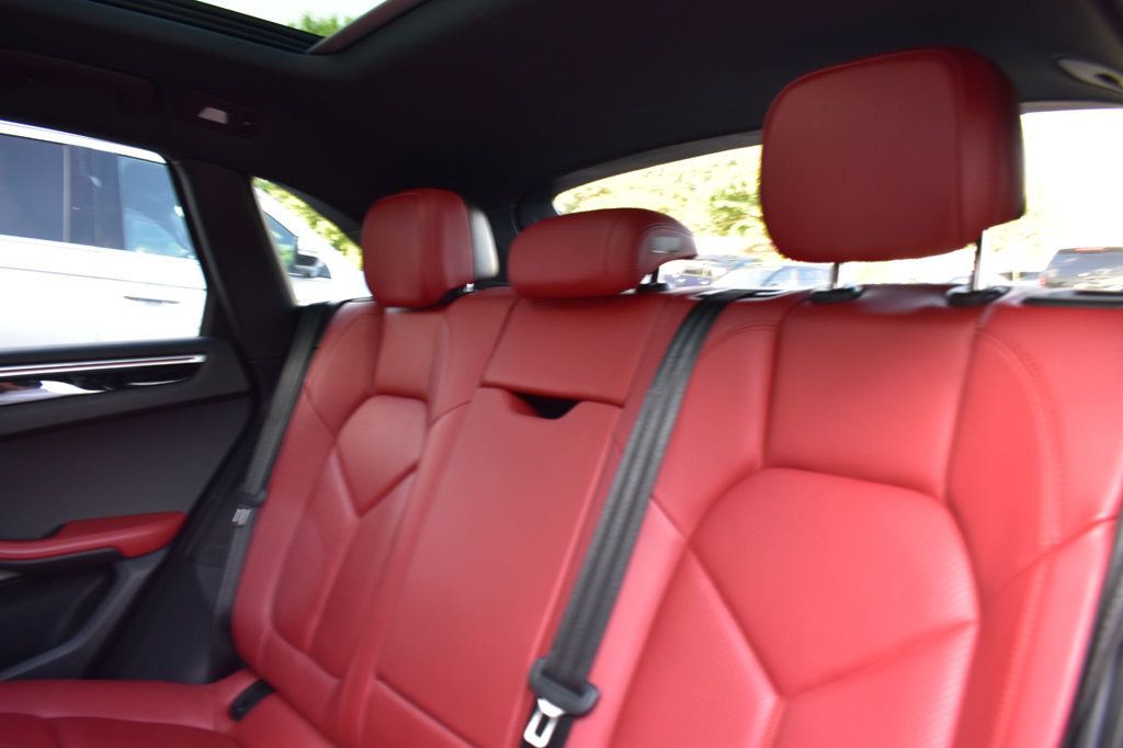 2018 Porsche Macan  - 23084684 - 21