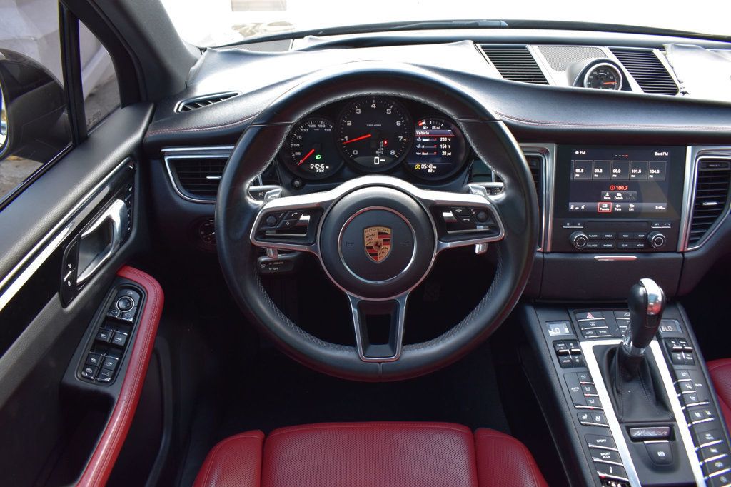 2018 Porsche Macan  - 23084684 - 23