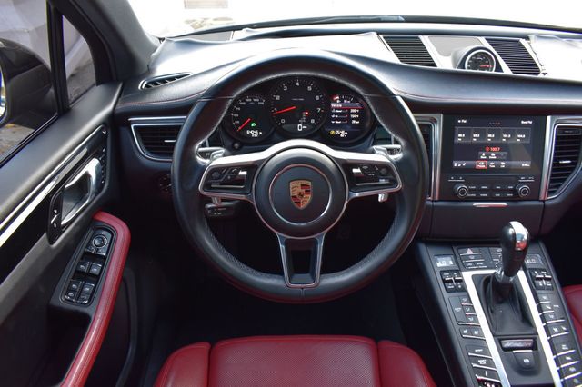 2018 Porsche Macan  - 23084684 - 23