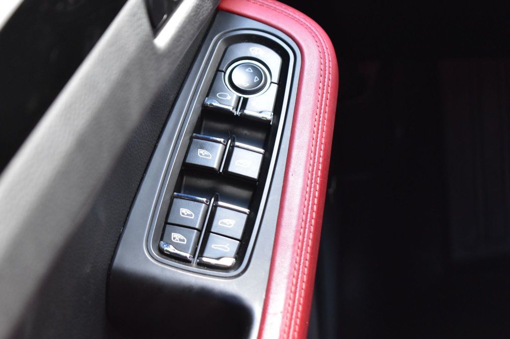 2018 Porsche Macan  - 23084684 - 34