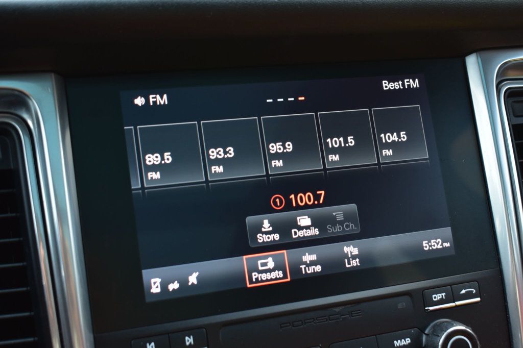 2018 Porsche Macan  - 23084684 - 39