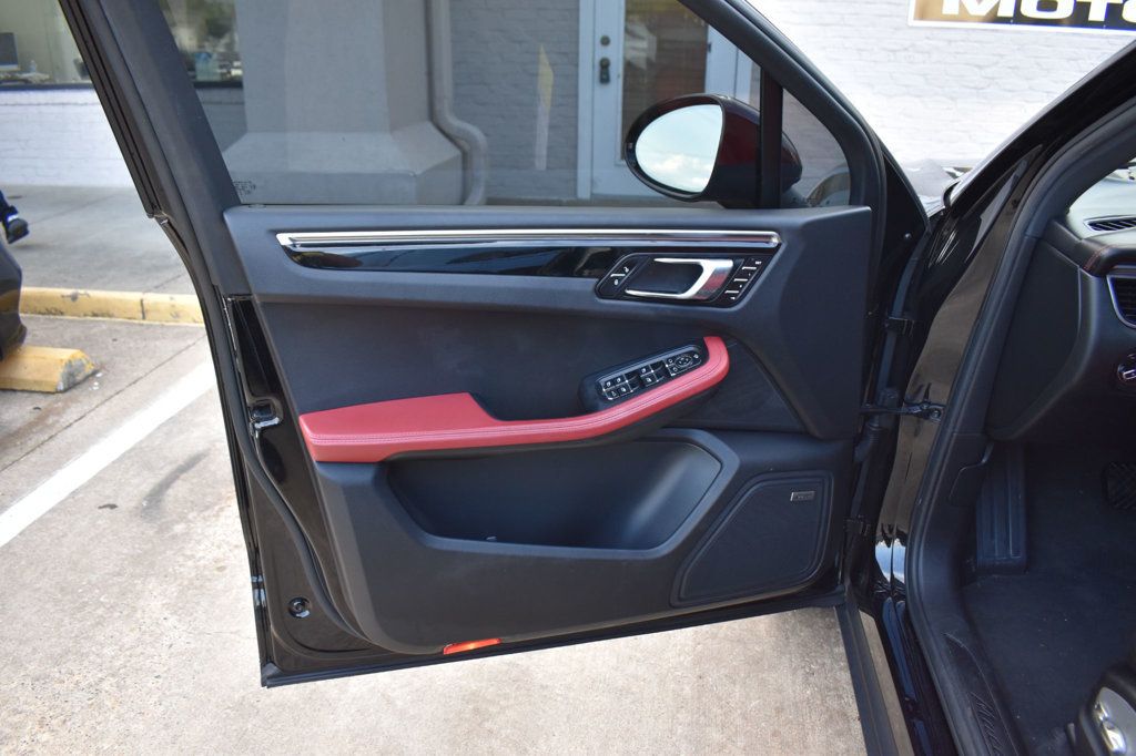 2018 Porsche Macan  - 23084684 - 53