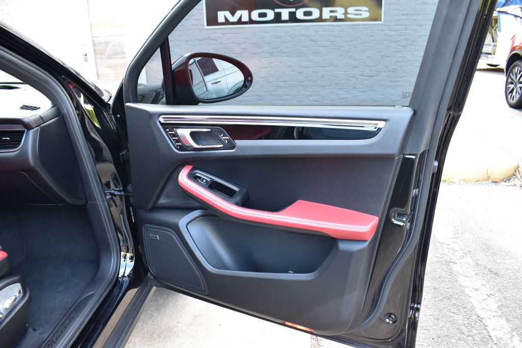 2018 Porsche Macan  - 23084684 - 58