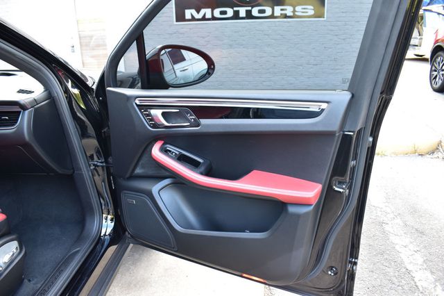 2018 Porsche Macan  - 23084684 - 58