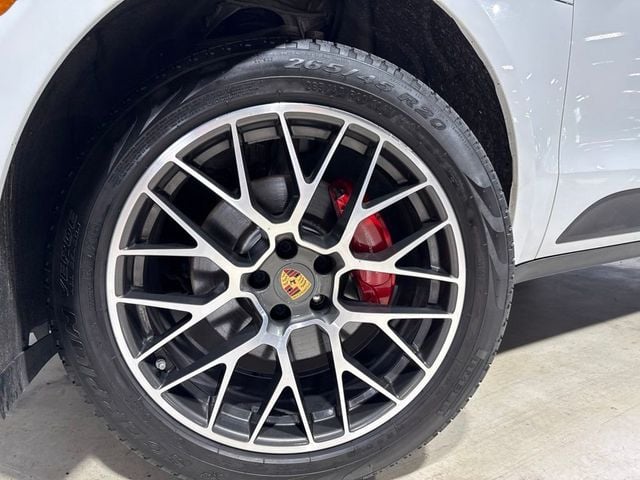 2018 Porsche Macan   - 23061770 - 1