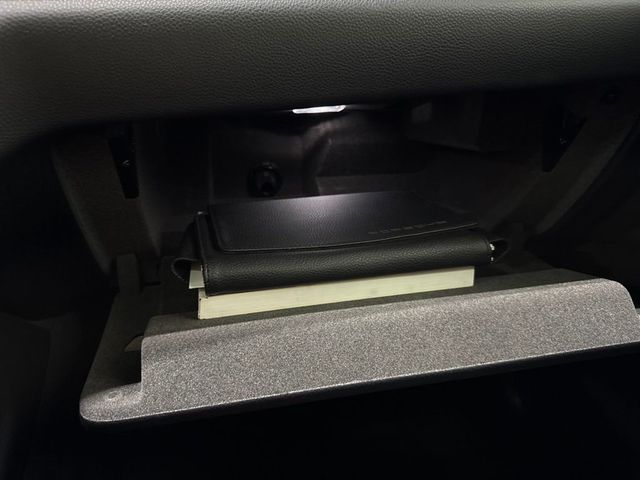 2018 Porsche Macan   - 23061770 - 21