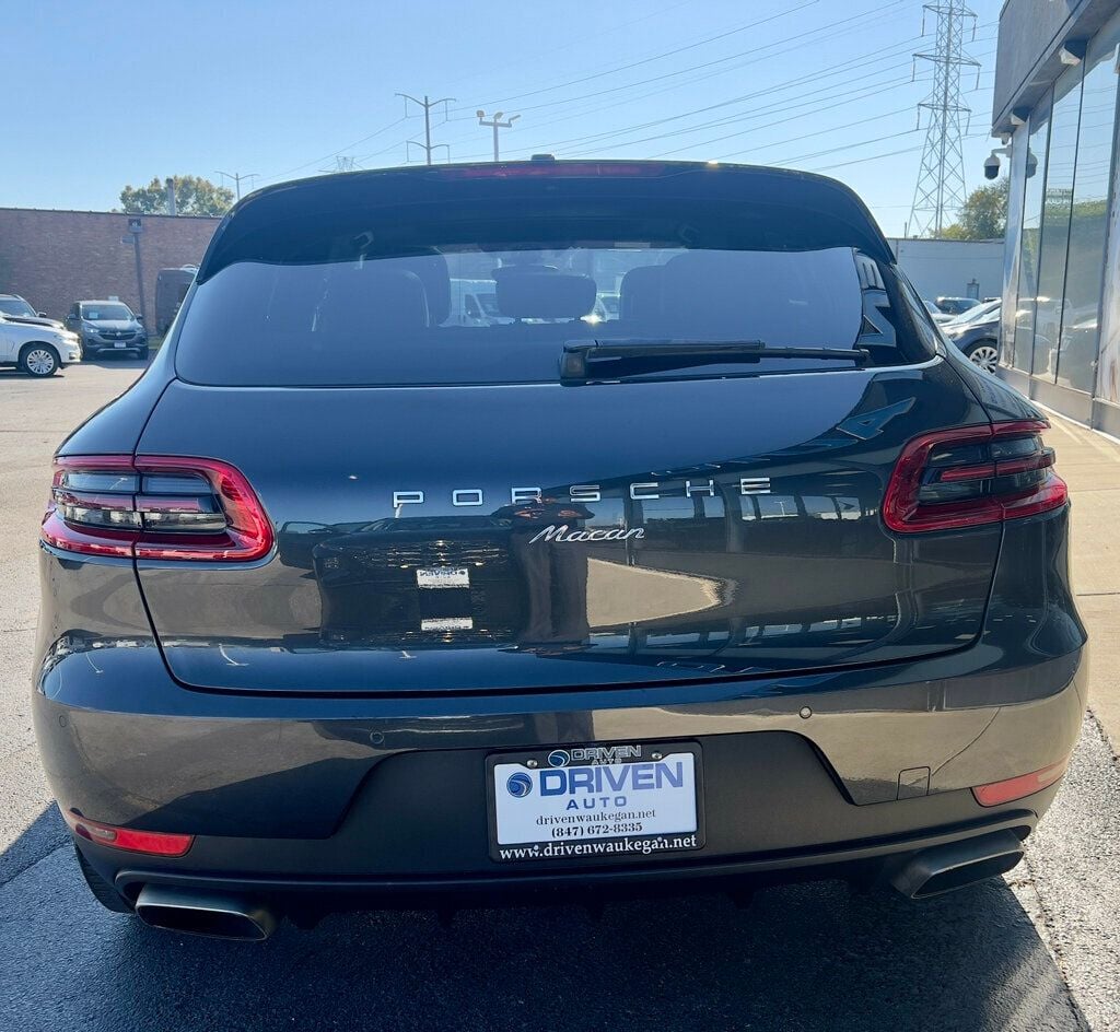 2018 Porsche Macan  - 22629182 - 3