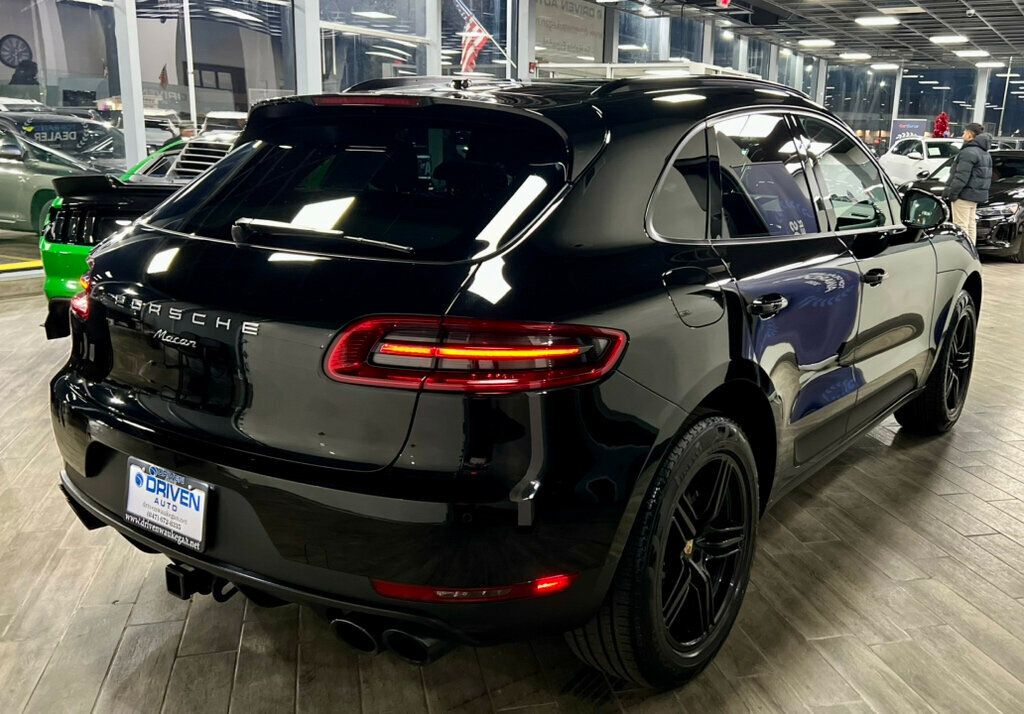 2018 Porsche Macan  - 22949608 - 34