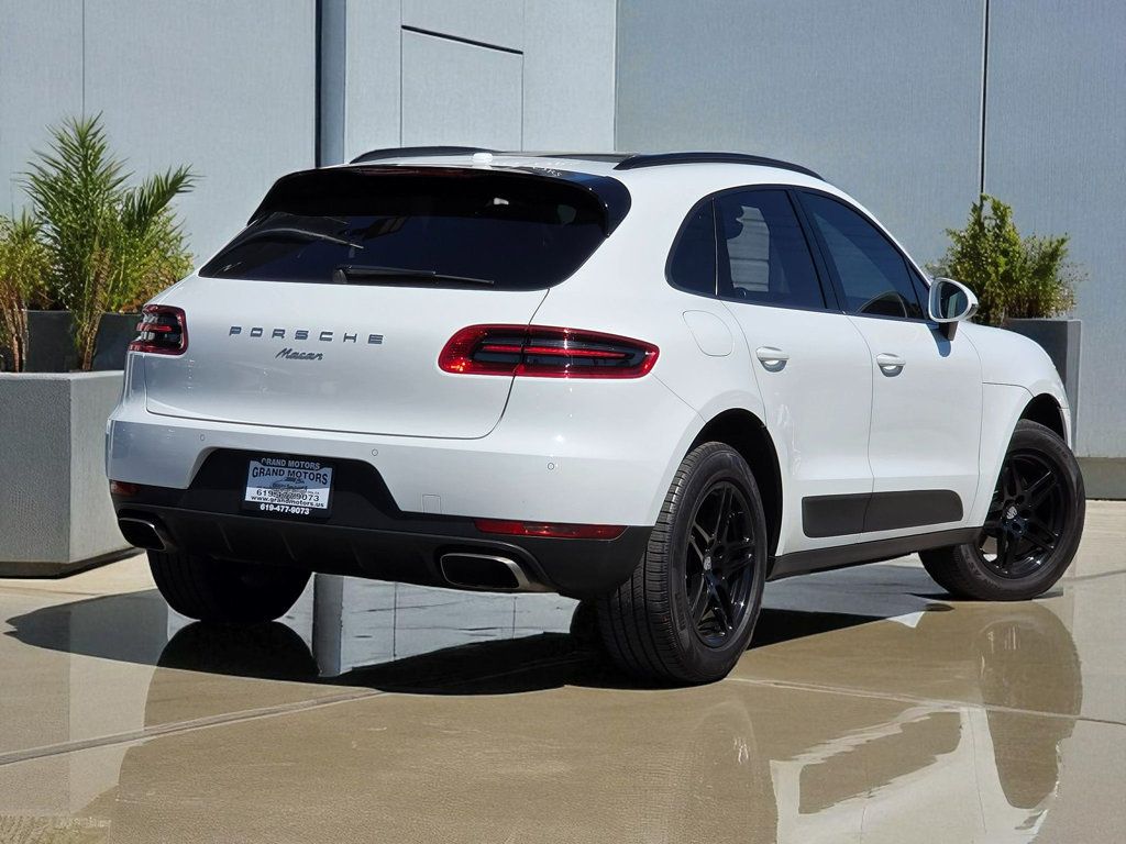 2018 Porsche Macan - 22925302 - 10