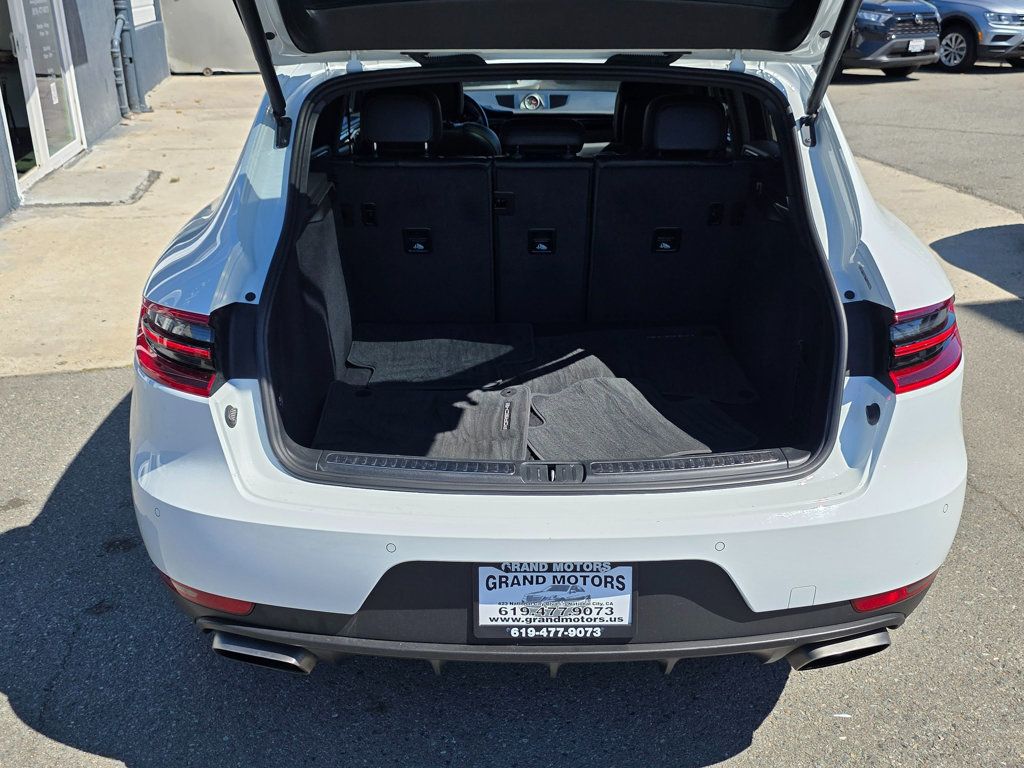 2018 Porsche Macan - 22925302 - 21