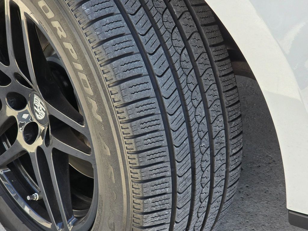 2018 Porsche Macan - 22925302 - 23