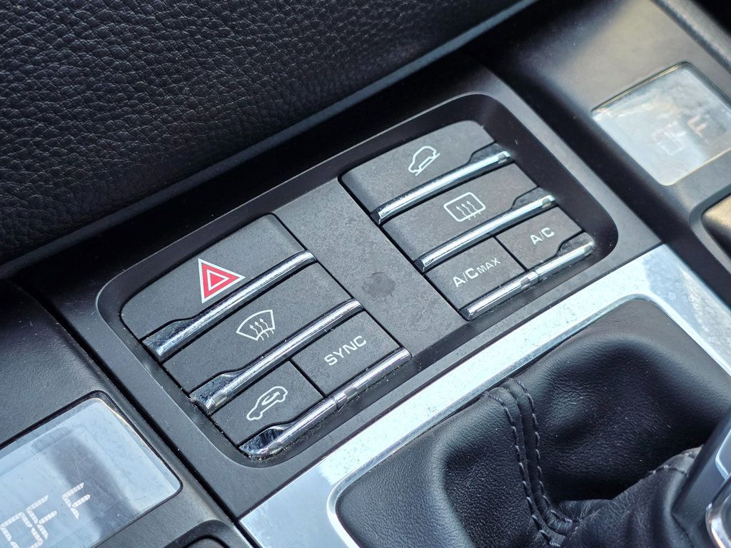 2018 Porsche Macan - 22925302 - 41