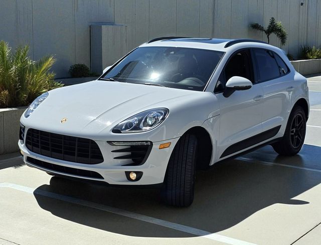 2018 Porsche Macan   - 22925302 - 4