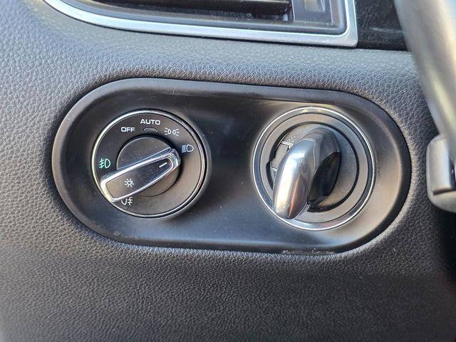 2018 Porsche Macan   - 22925302 - 52