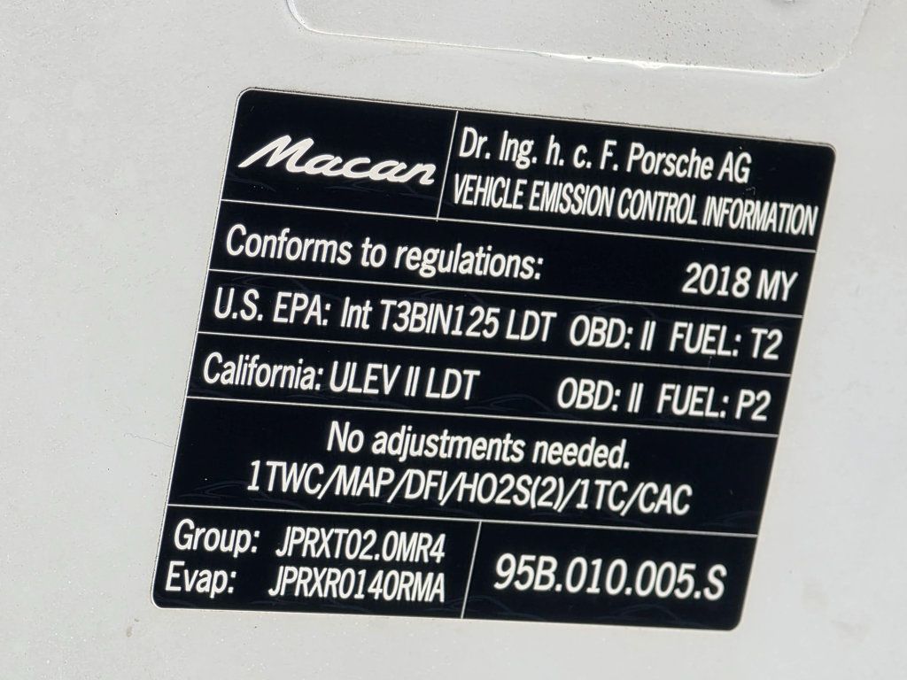 2018 Porsche Macan - 22925302 - 54