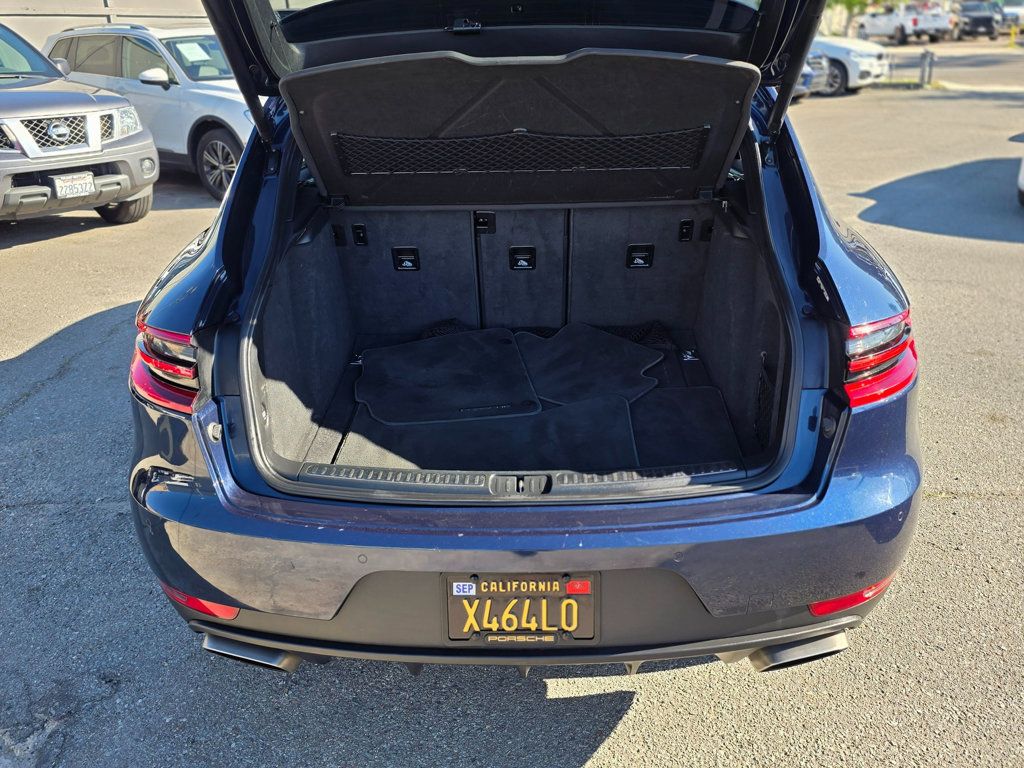 2018 Porsche Macan   - 22970325 - 12