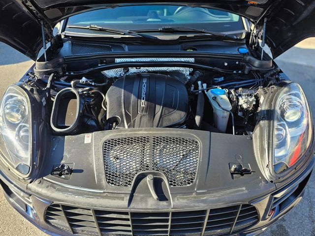 2018 Porsche Macan   - 22970325 - 43