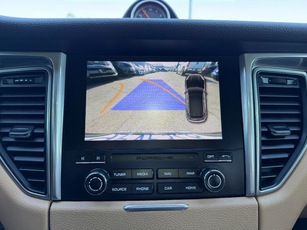 2018 Porsche Macan   - 22995324 - 18