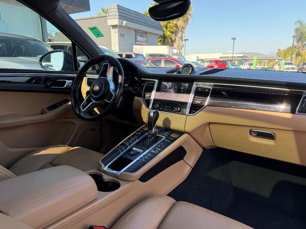 2018 Porsche Macan   - 22995324 - 25