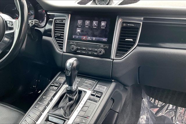 2018 Porsche Macan   - 23061839 - 32