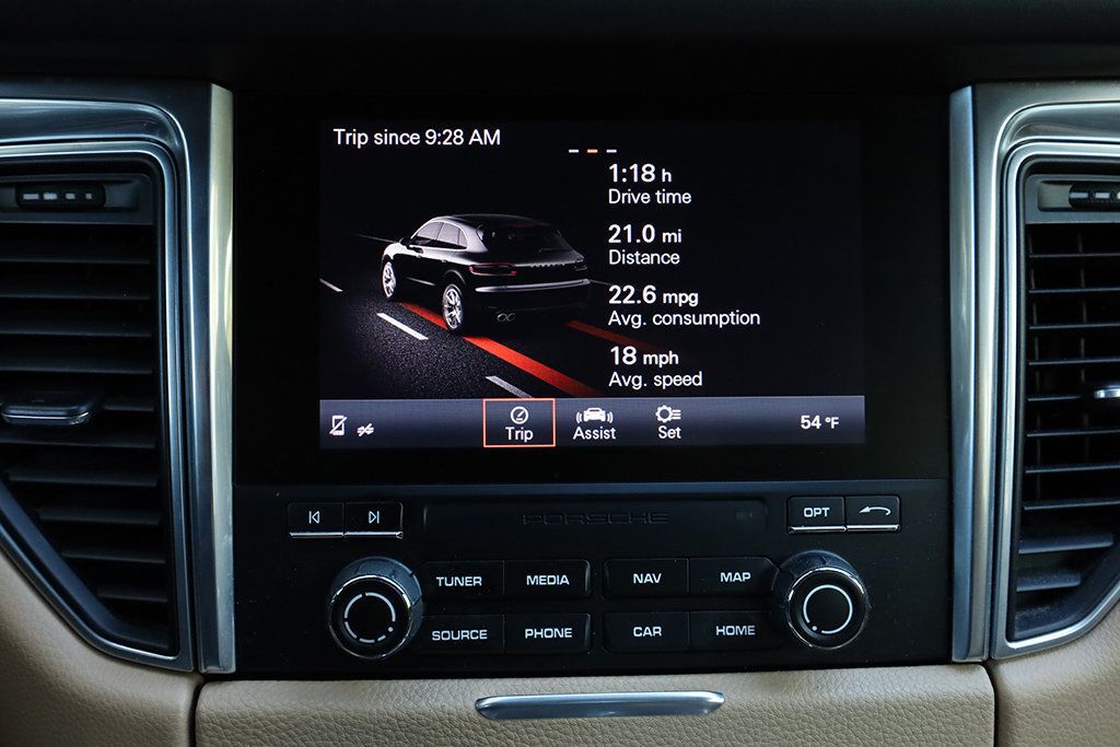 2018 Porsche Macan  - 22982132 - 32