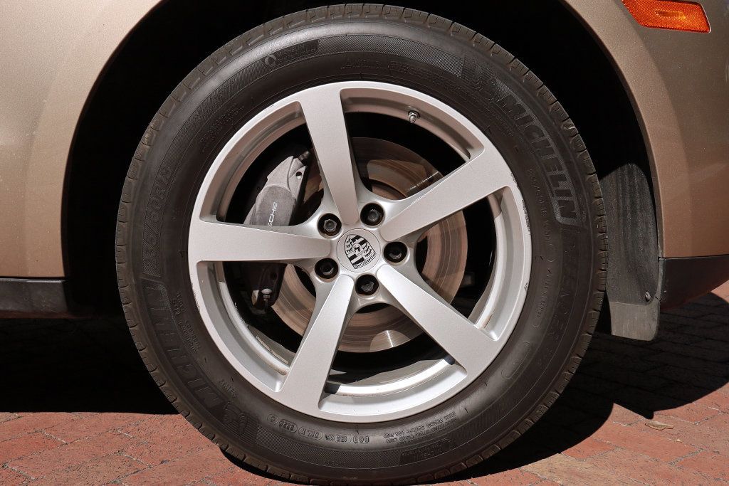 2018 Porsche Macan  - 22982132 - 42