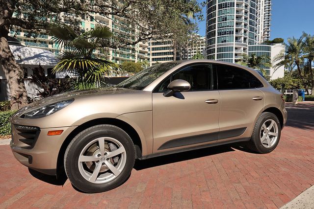 2018 Porsche Macan  - 22982132 - 52