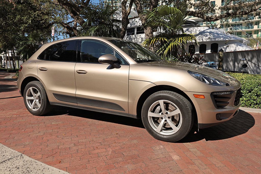 2018 Porsche Macan  - 22982132 - 56