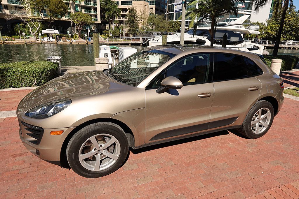 2018 Porsche Macan  - 22982132 - 58