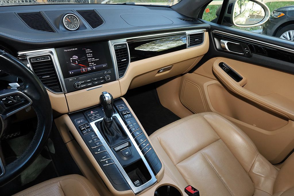 2018 Porsche Macan  - 22982132 - 8