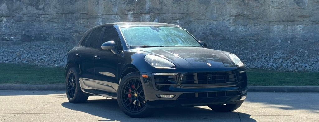 2018 Porsche Macan GTS photo 2