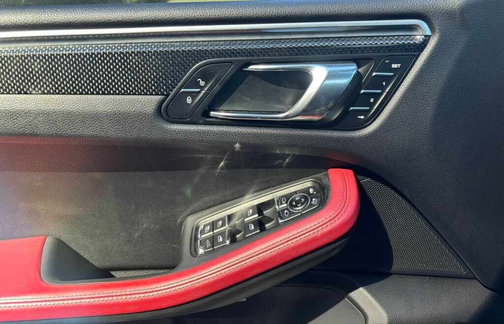 2018 Porsche Macan 2018 PORSCHE MACAN GTS - 22737143 - 27