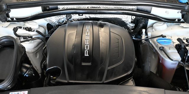 2018 Porsche Macan AWD - 23100097 - 21
