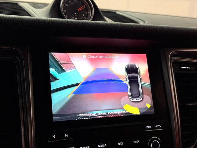 2018 Porsche Macan AWD - 22939157 - 33