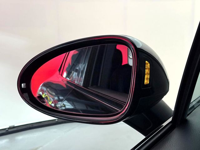 2018 Porsche Macan AWD - 22939157 - 46