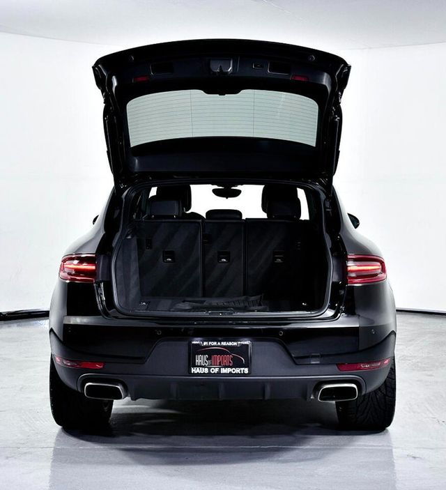 2018 Porsche Macan AWD - 22939157 - 47