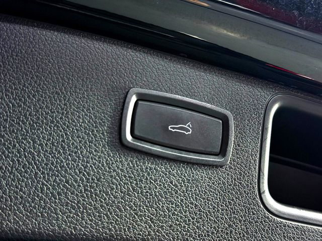 2018 Porsche Macan AWD - 22939157 - 48