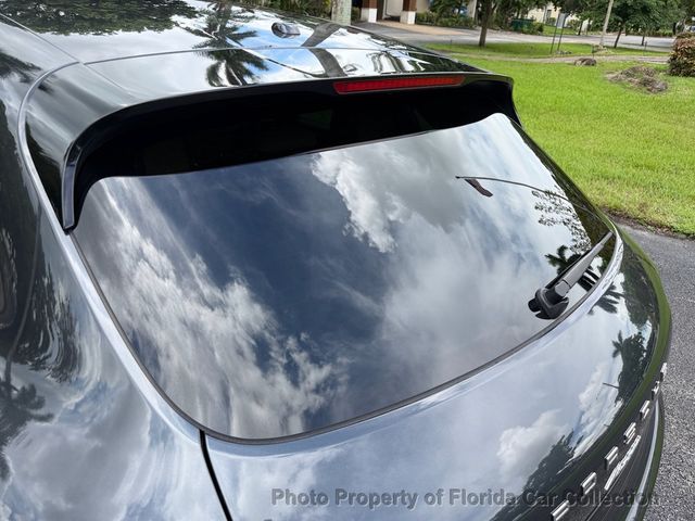 2018 Porsche Macan AWD - 23078916 - 19