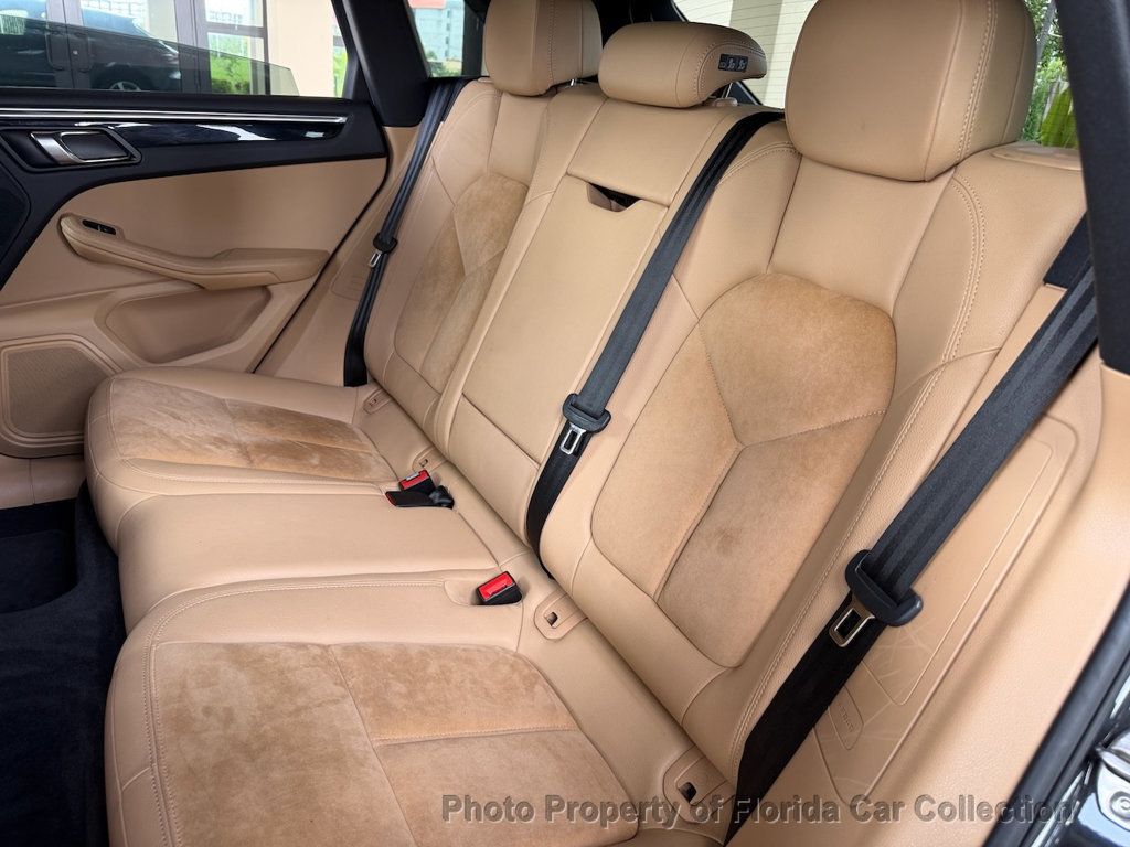 2018 Porsche Macan AWD - 23078916 - 29