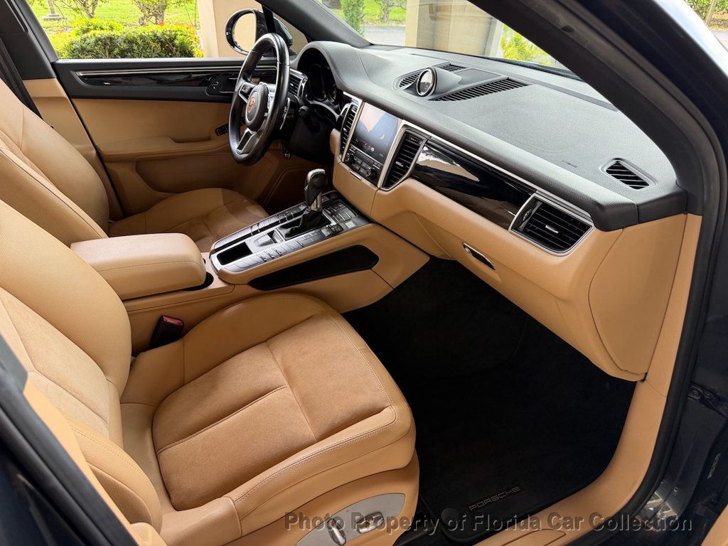 2018 Porsche Macan AWD - 23078916 - 32