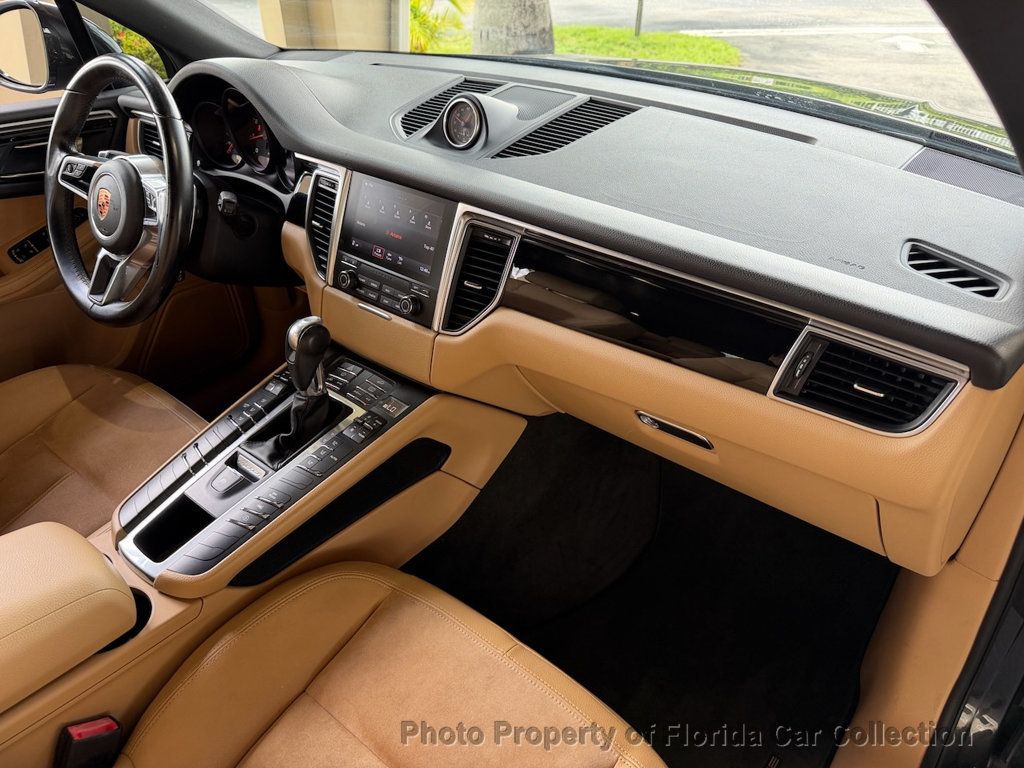 2018 Porsche Macan AWD - 23078916 - 35