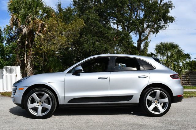 2018 Porsche Macan AWD 4 Door SUV W/Premium Package Plus and Navigation - 21099226 - 26