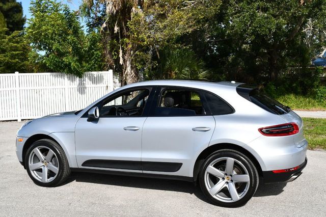 2018 Porsche Macan AWD 4 Door SUV W/Premium Package Plus and Navigation - 21099226 - 3