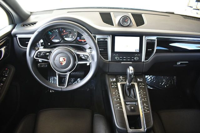 2018 Porsche Macan AWD 4 Door SUV W/Premium Package Plus and Navigation - 21099226 - 44