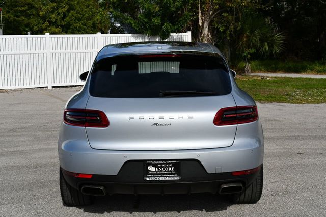2018 Porsche Macan AWD 4 Door SUV W/Premium Package Plus and Navigation - 21099226 - 4
