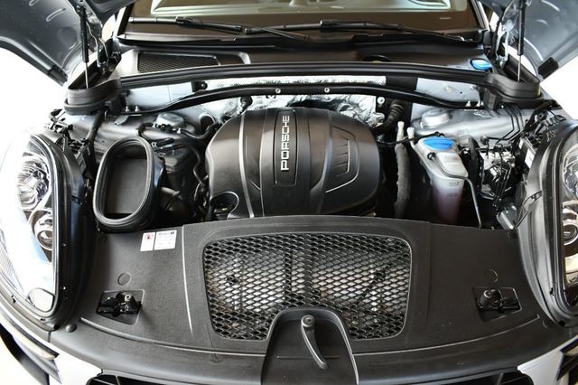 2018 Porsche Macan AWD 4 Door SUV W/Premium Package Plus and Navigation - 21099226 - 54