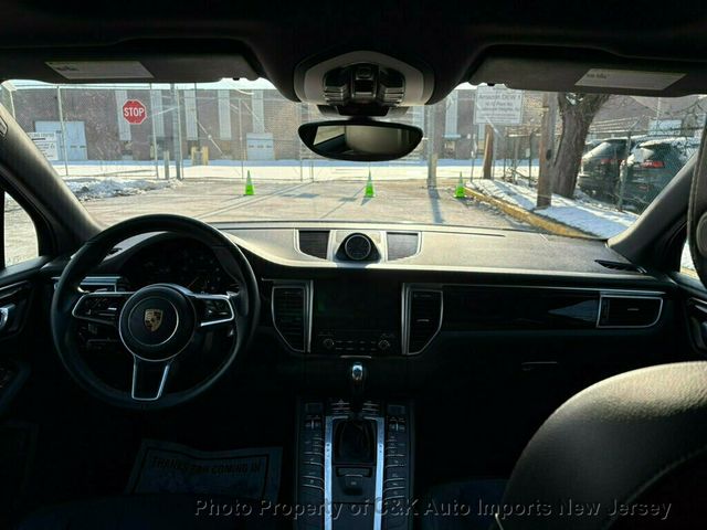 2018 Porsche Macan AWD,PANORAMIC ROOF,BI-XENON LIGHTING,LANE ASSIST,NAVIGATION - 22974861 - 33